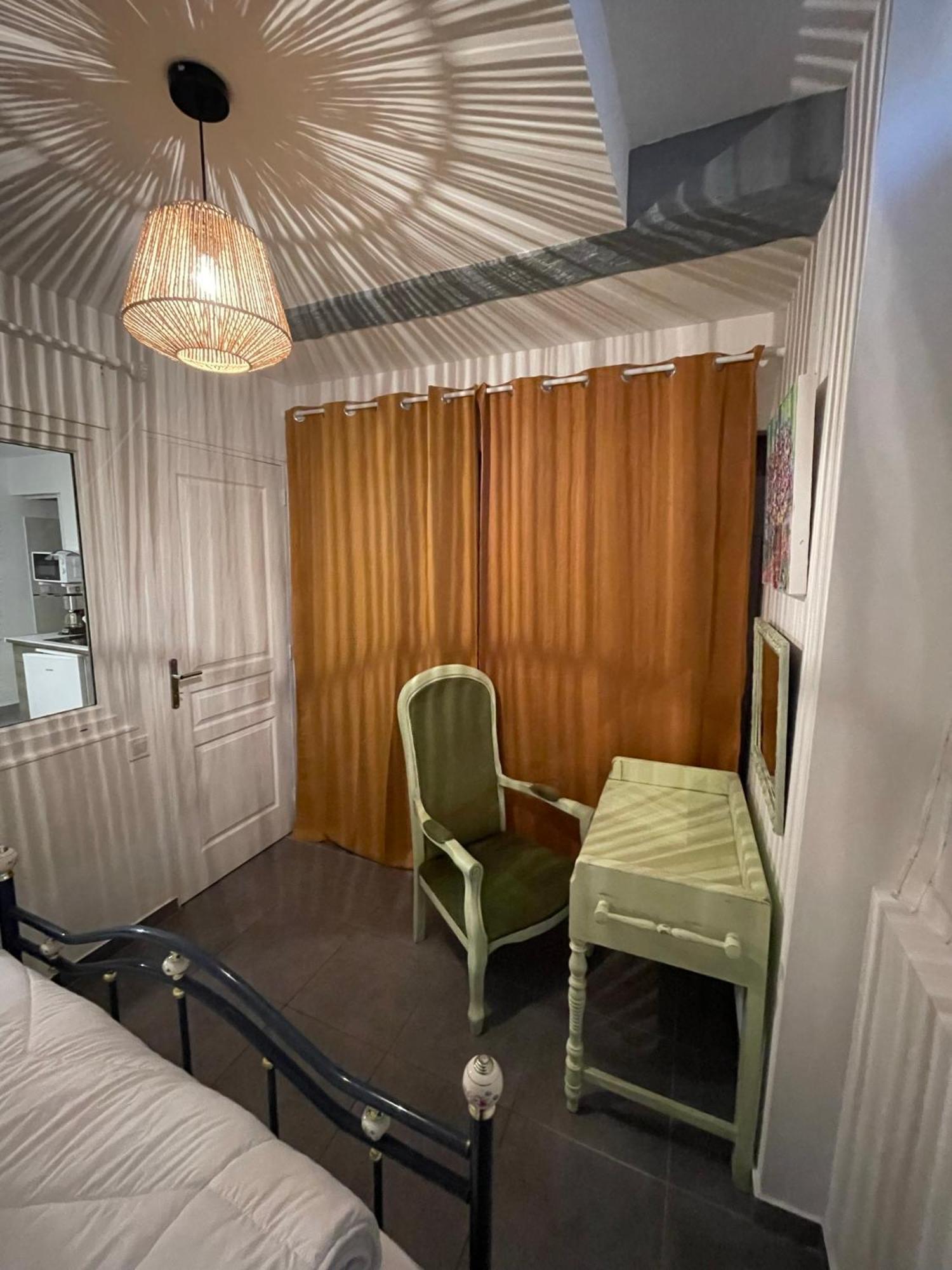 Apartmán La Galerie Du Peintre Saint-Laurent-de-la-Salanque Exteriér fotografie